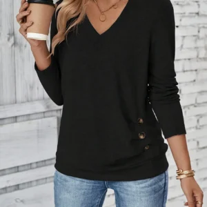 Plus Size Button Decor Ruched T-Shirt, Casual V Neck Long Sleeve Top For Spring & Fall Women's Plus Size Clothing