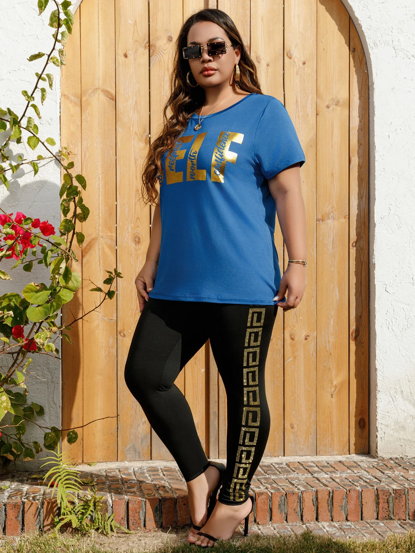Plus Size Women's Retro Print Pants Gold Rhinestone Knit High Elasticity Leggings Fashionable Bottoms Curve Female Trousers - Image 2